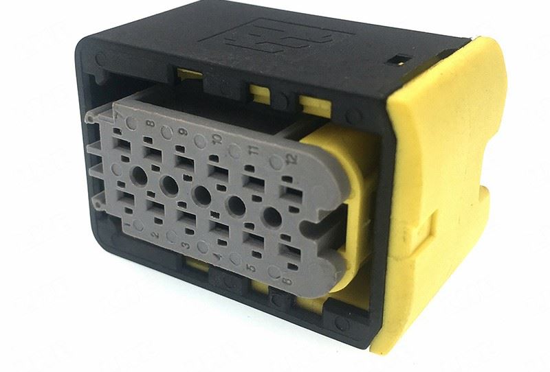 KIT CONNETTORE 12VIE PF HDSCS ADBLUE