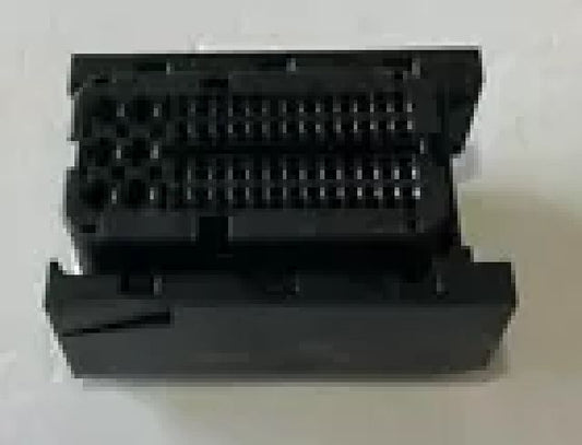 CONNETTORE CENTRALINA MOTORE LAND ROVER - Dea Automotive Srl